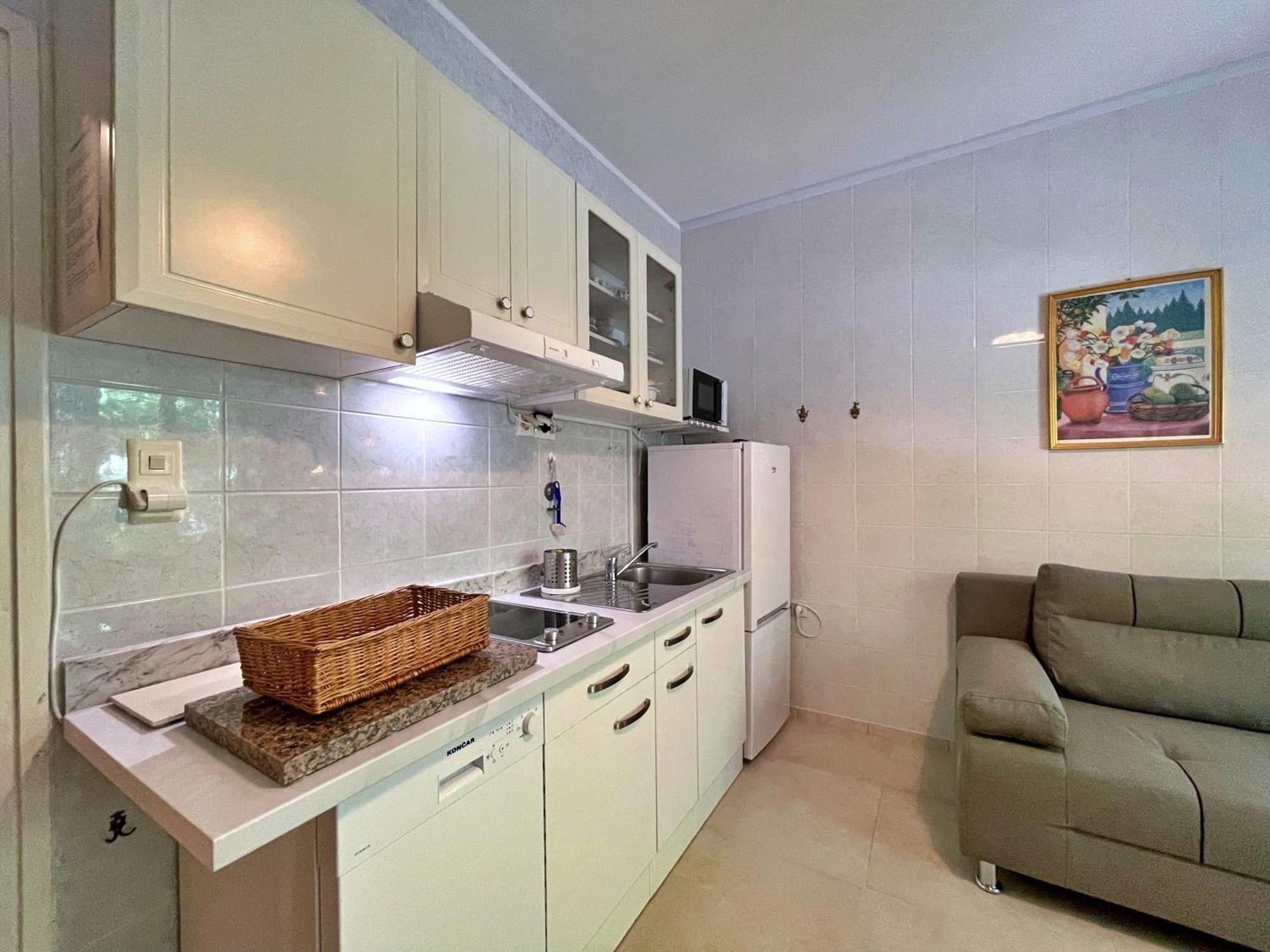 Apartments Nada Šilo Екстериор снимка